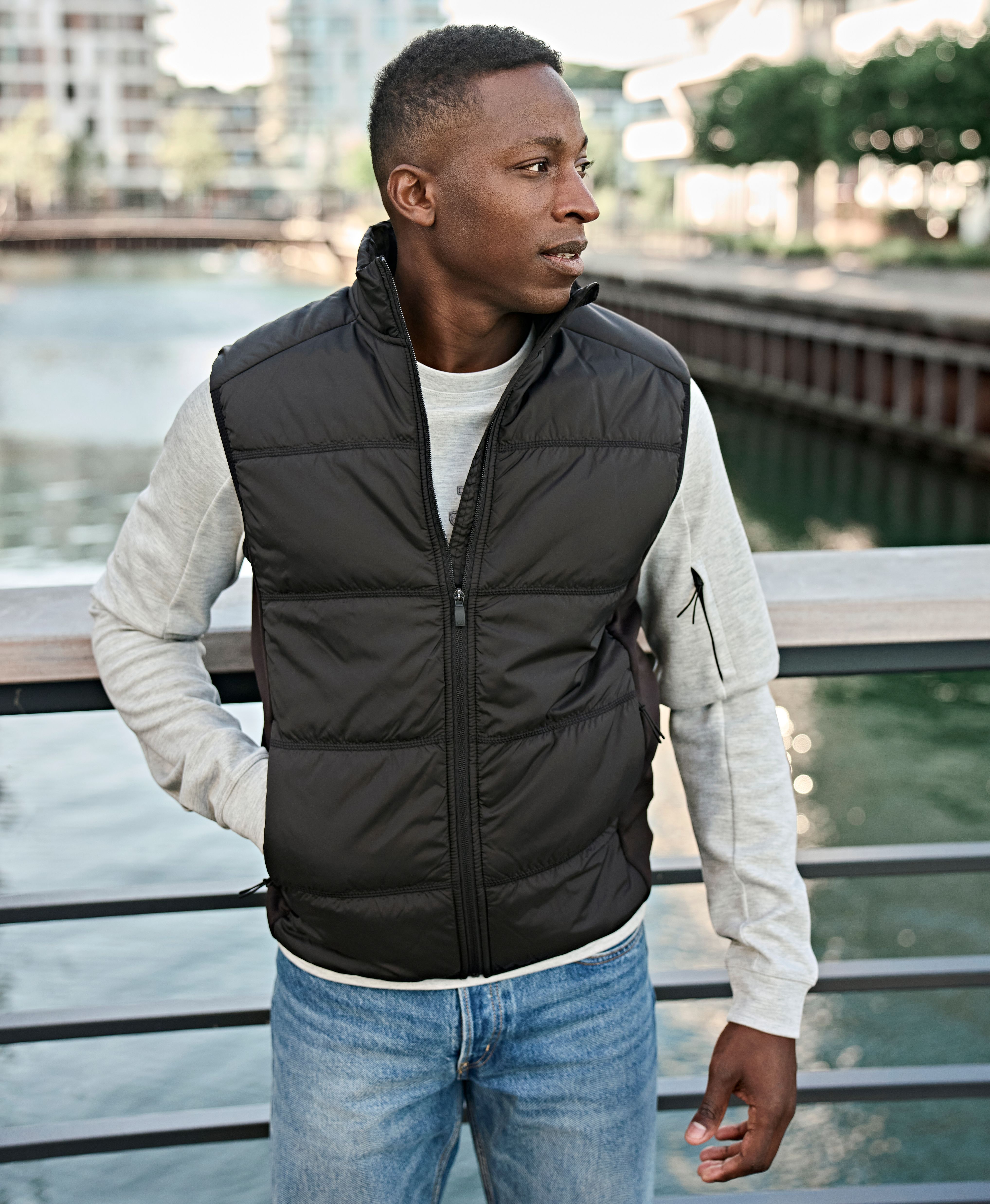 Tee Jays 9114 Hybrid-Stretch Bodywarmer