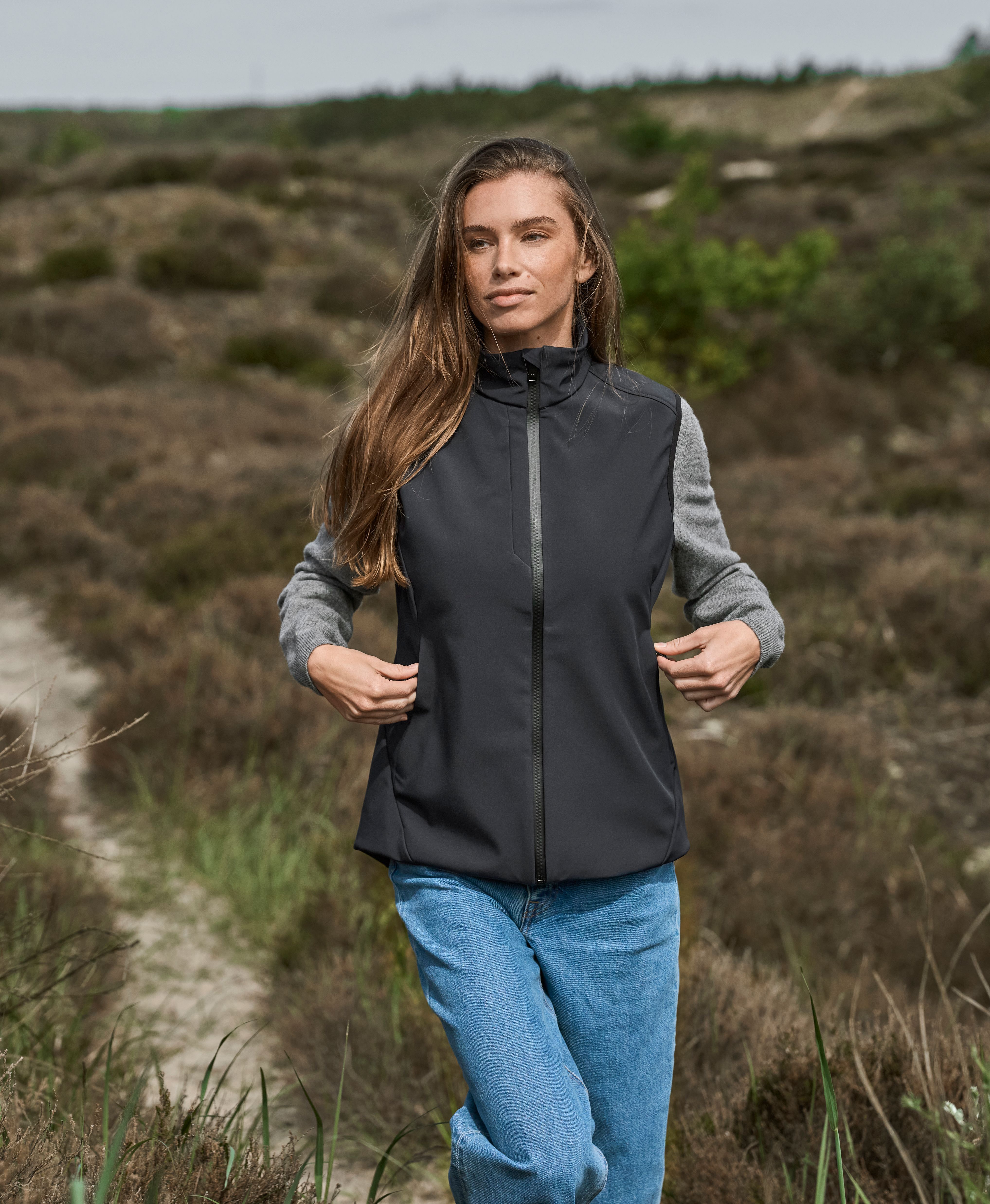 Tee Jays 9523 Women's Performance Softshell Bodywarmer